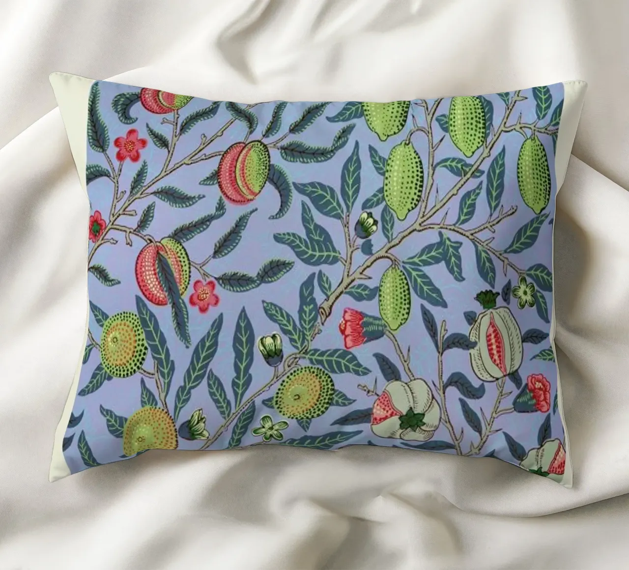 William Morris - Fruit Or Pomegranate cuscino da Vintage by JUNIQE