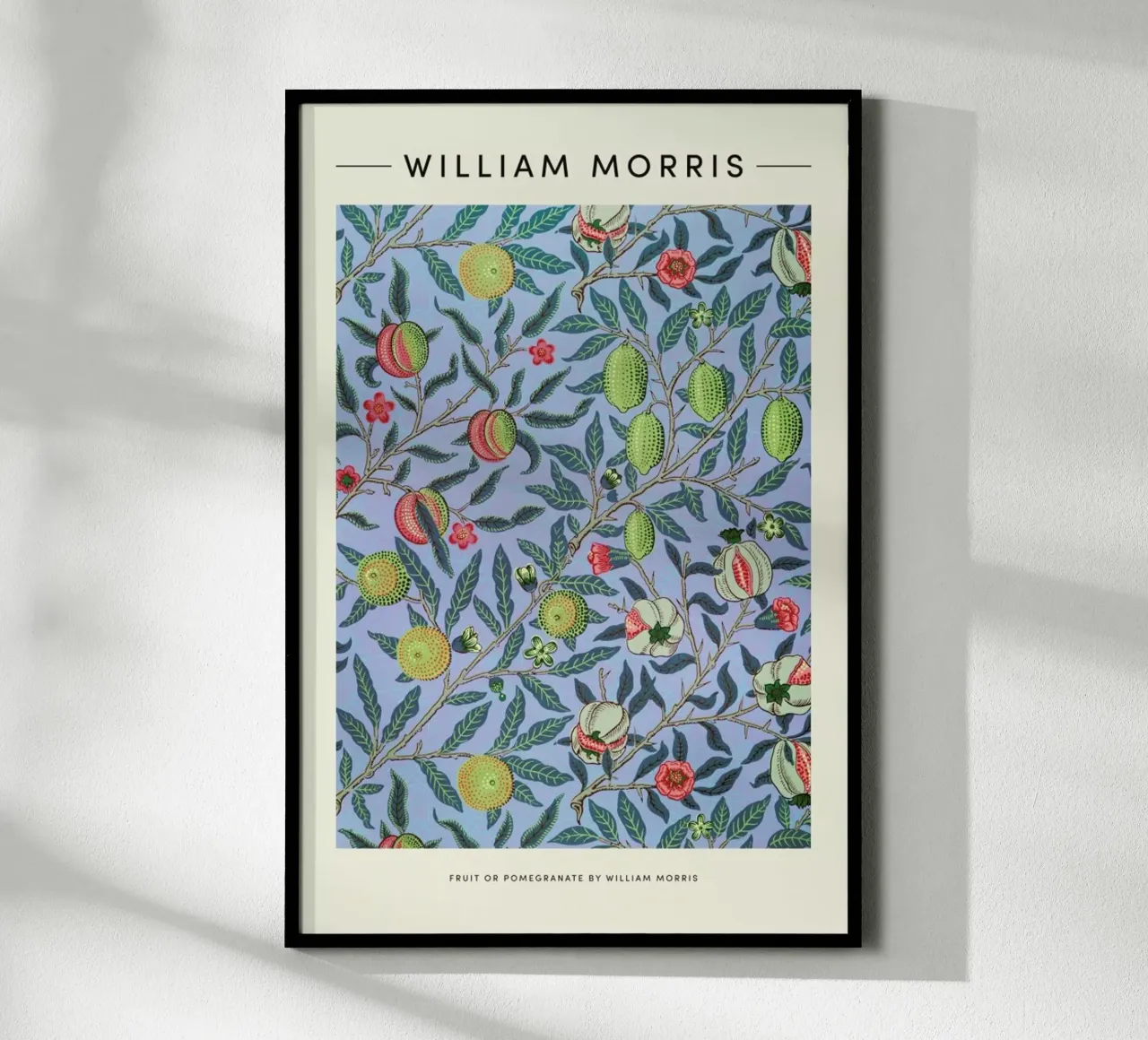 William Morris - Fruit Or Pomegranate poster da Vintage by JUNIQE