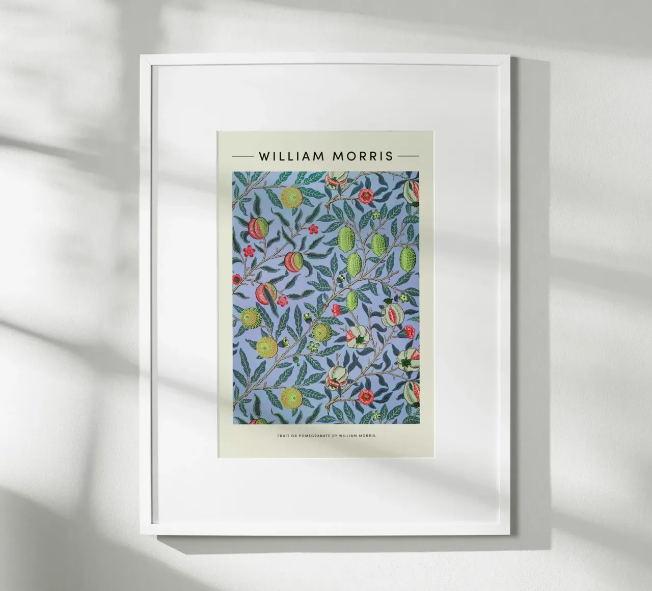 William Morris - Fruit Or Pomegranate poster da Vintage by JUNIQE