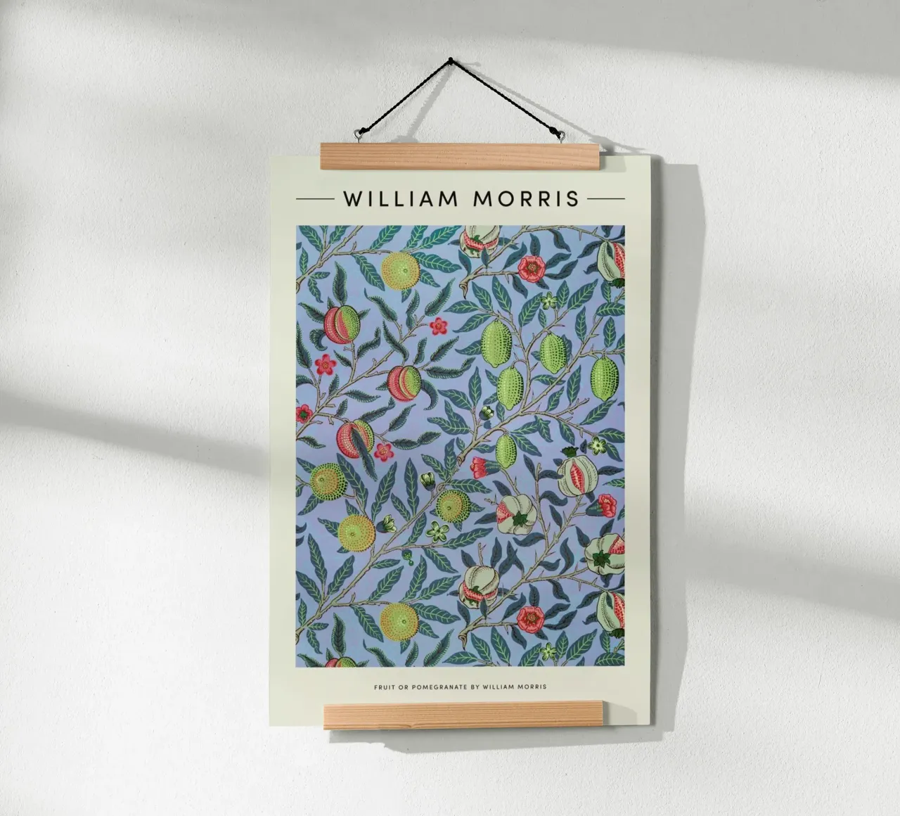 William Morris - Fruit Or Pomegranate poster da Vintage by JUNIQE