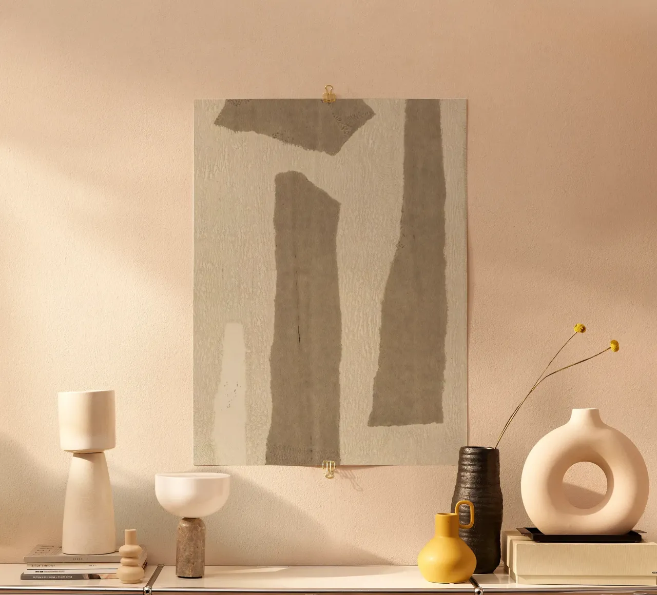 Pezzi strappati #1 poster con telaio in legno da Alisa Galitsyna