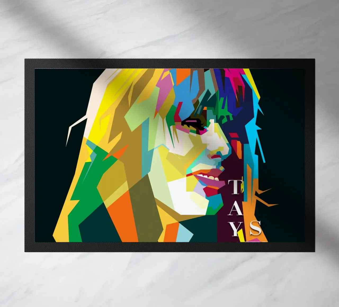 Taylor Swift Berühmte Berühmtheit WPAP Trending Now Fußmatte von Artkreator
