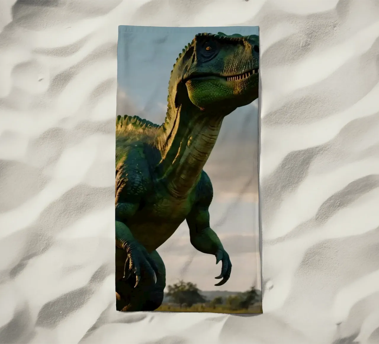 Un dinosauro realistico si erge in un paesaggio lussureggiante telo mare da DesignDoodle