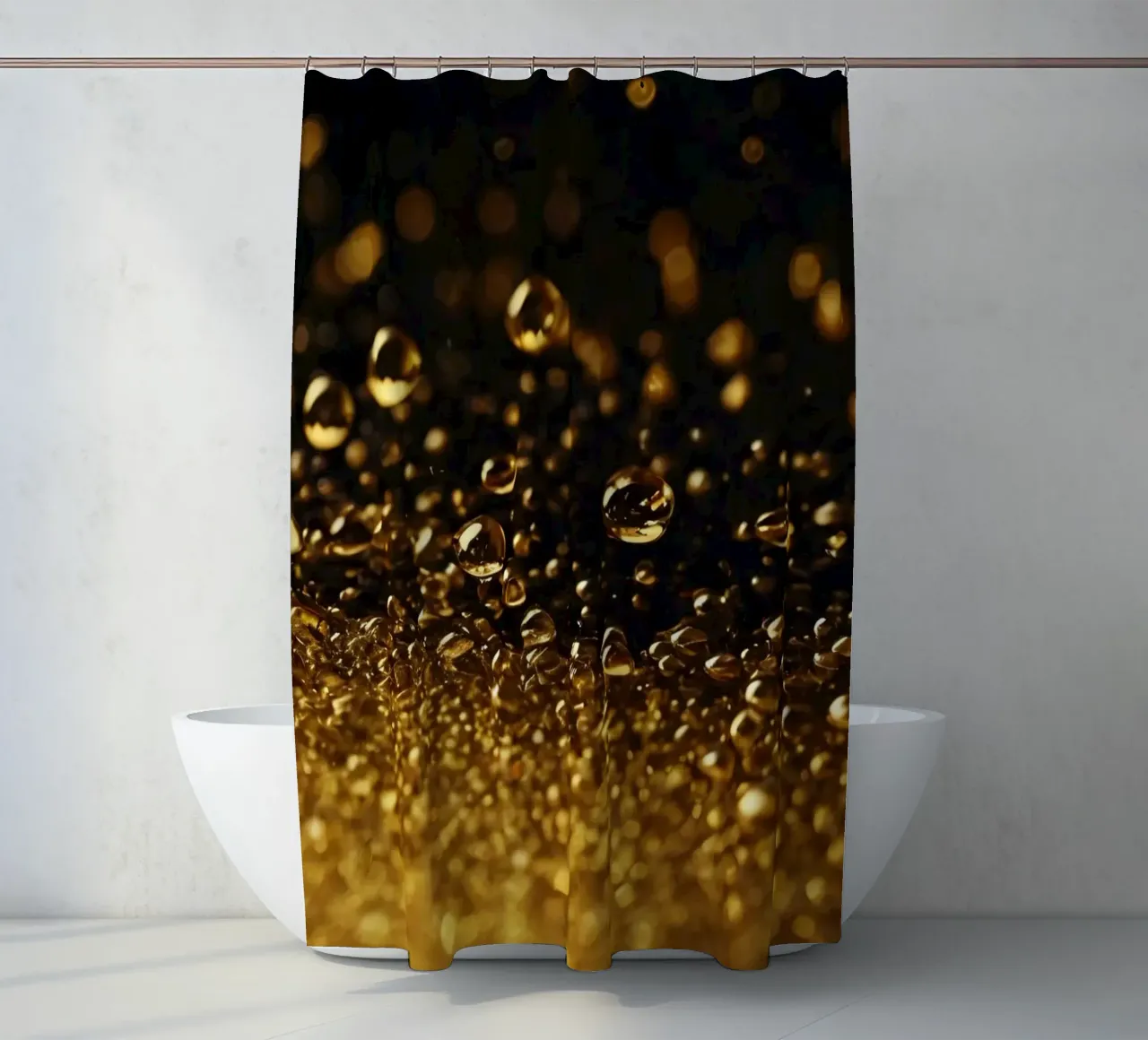Gocce d'oro brillano su una superficie scura con un bokeh ipnotico tenda da doccia da DesignDoodle