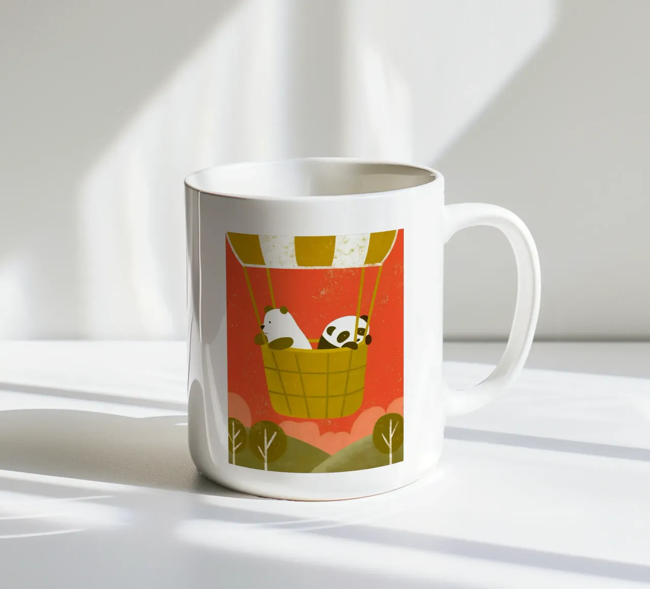 Mongolfiera con orso e panda tazza in ceramica da THE LATEST SHOP