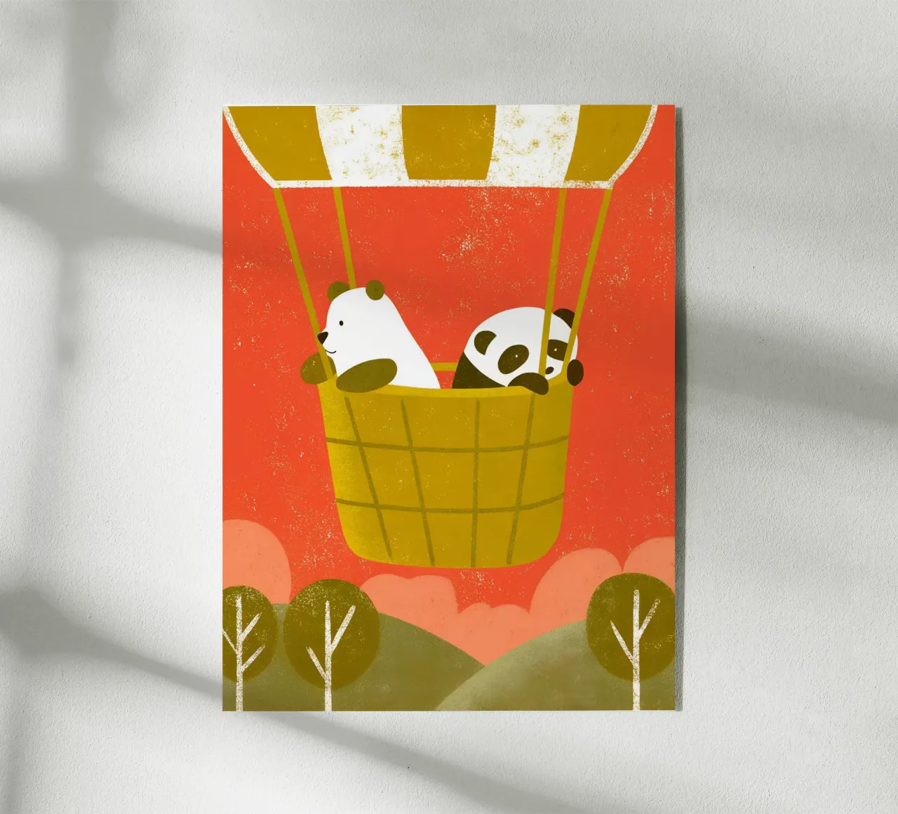 Mongolfiera con orso e panda plexiglass da THE LATEST SHOP