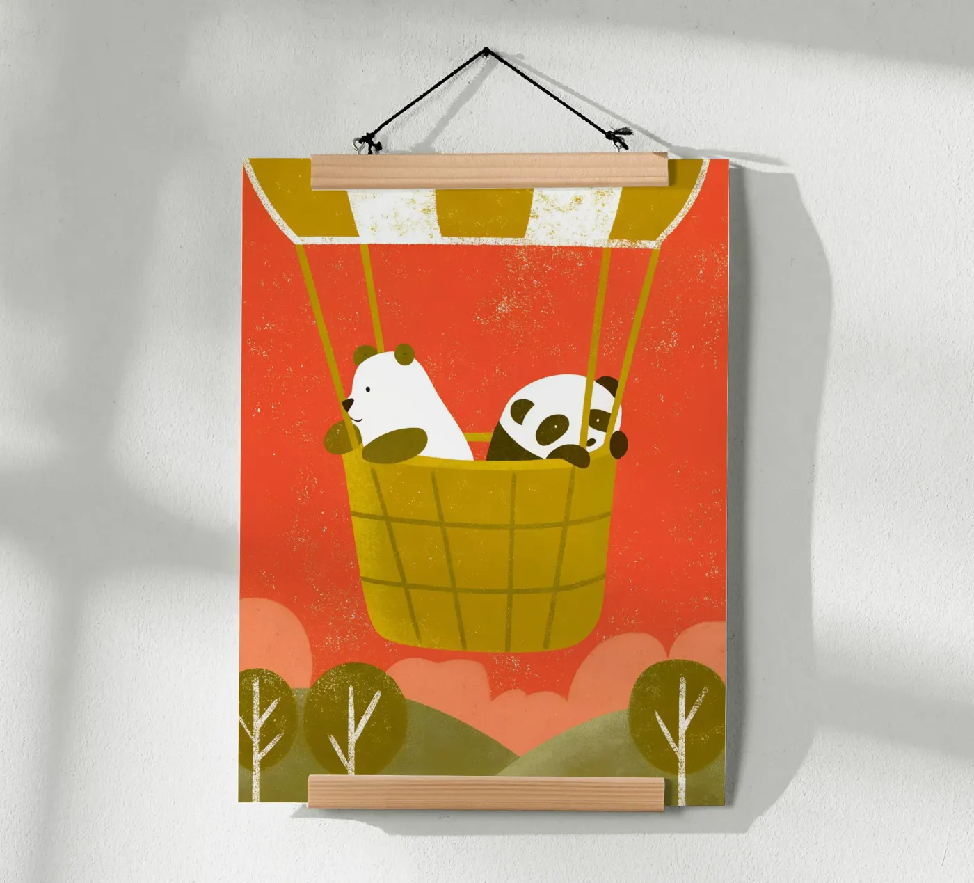 Mongolfiera con orso e panda poster da THE LATEST SHOP