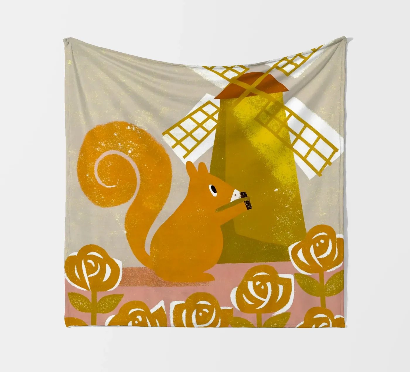 Windmühlen-Eichhörnchen Fleecedecke von THE LATEST SHOP