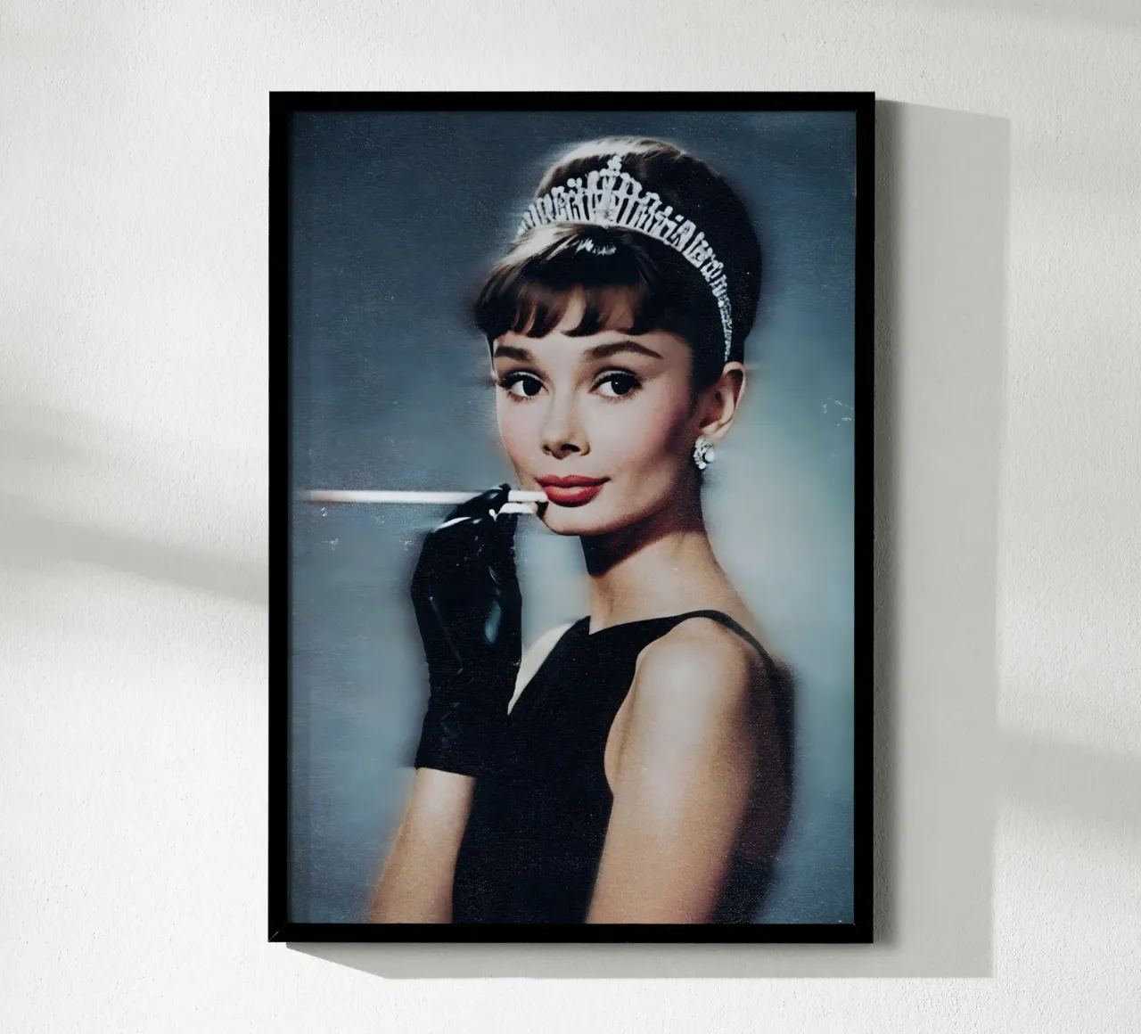 Audrey Hepburn poster con telaio in plastica da Low poly art