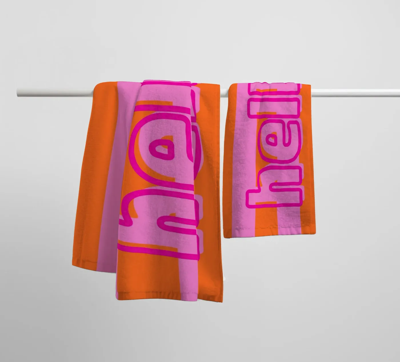 hello badhanddoek van DigiWunderwerk