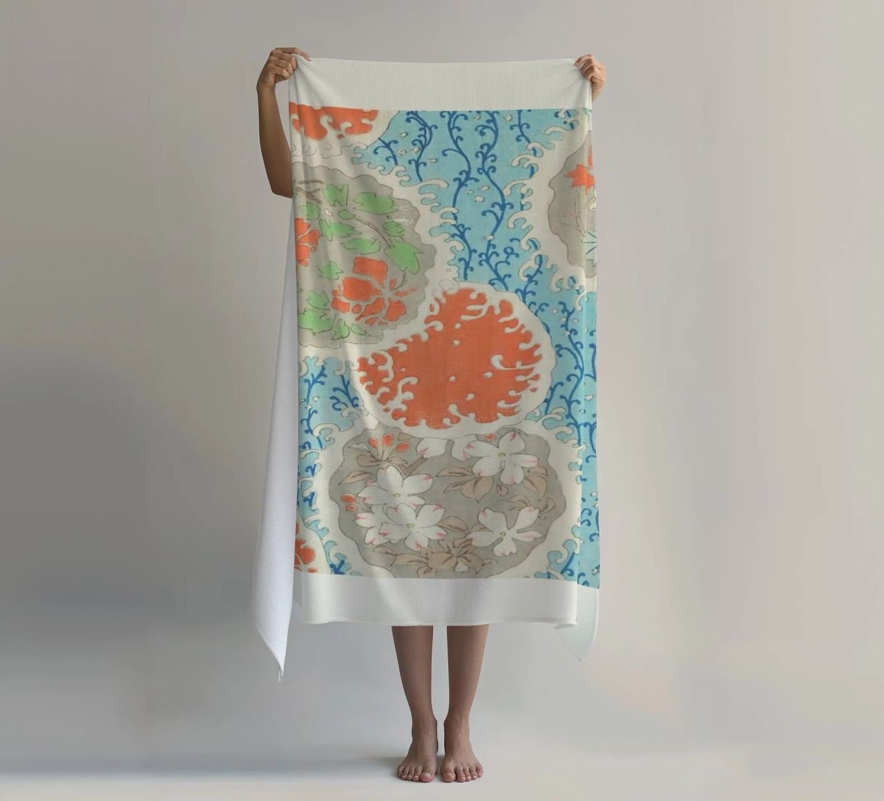 Shin-Bijutsukai - Float toalla de playa de Vintage by JUNIQE