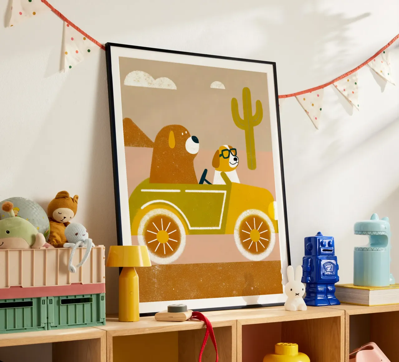 Auto con orso e cane poster da THE LATEST SHOP