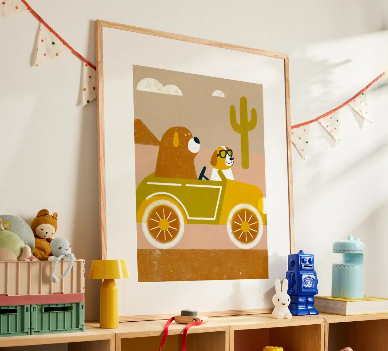 Auto con orso e cane poster da THE LATEST SHOP