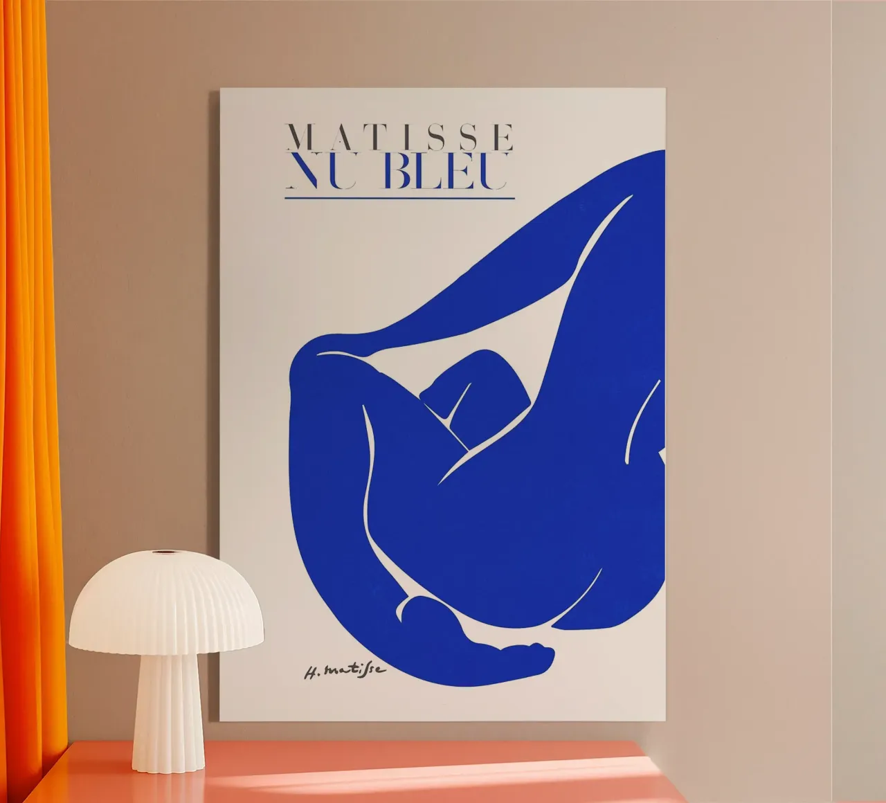 blu nudo plexiglass da Luke Yaeger