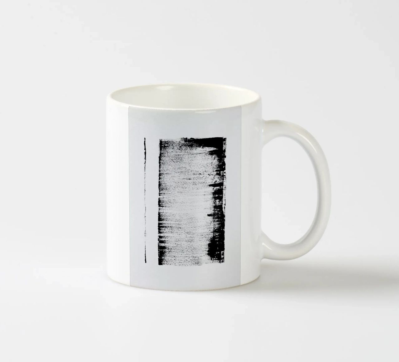 Black And White Minimal Abstract tazza in ceramica da Ingrid Beddoes