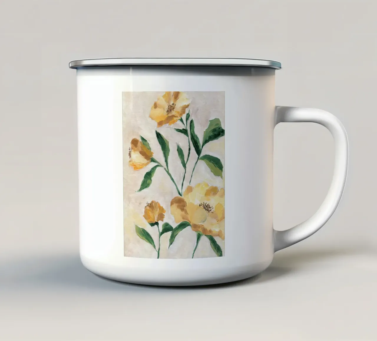 Fiori gialli e pittorici tazza in smalto da Nikitajariwala