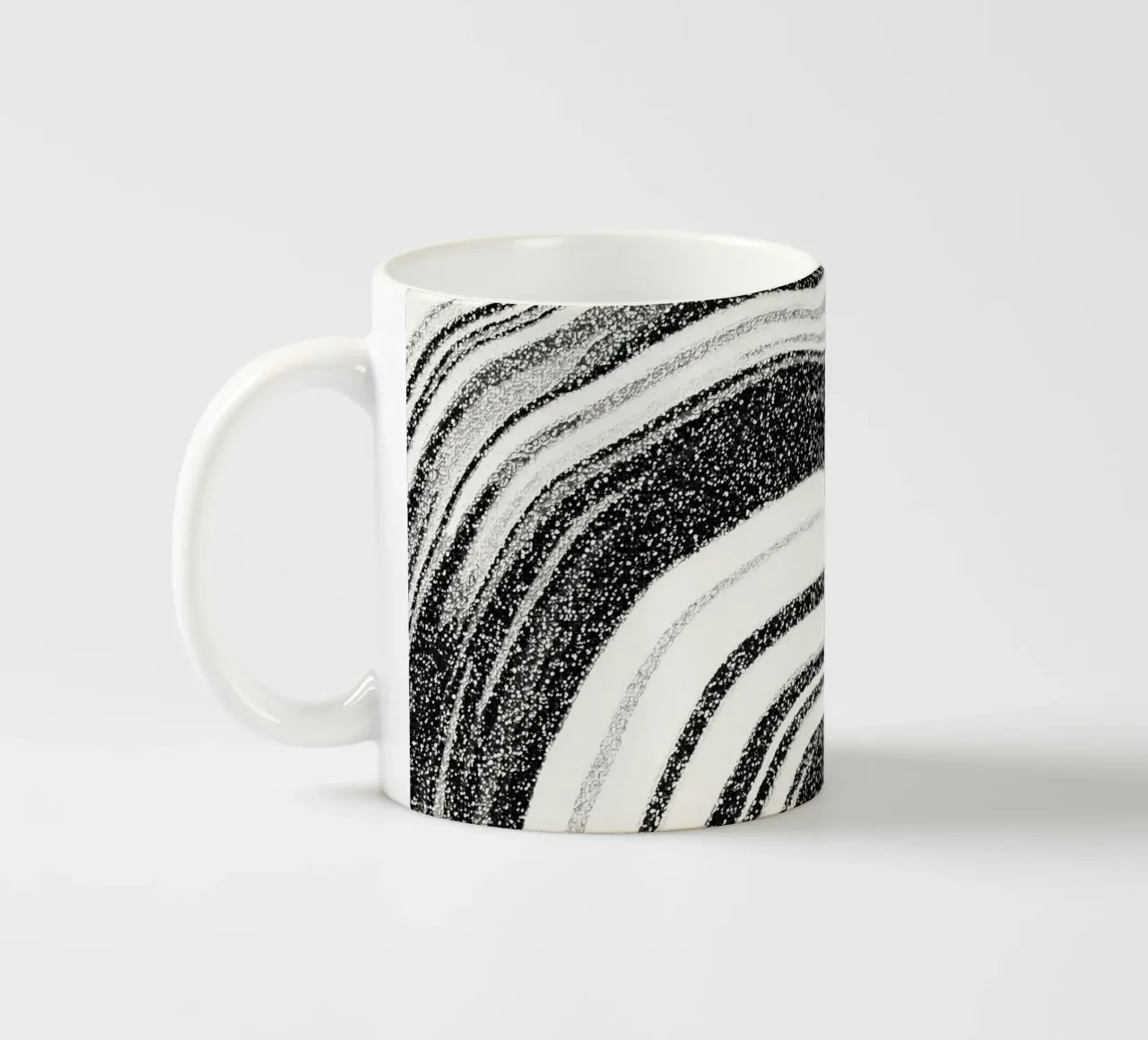Marmo strutturato bianco e nero tazza in ceramica da SilverPegasus