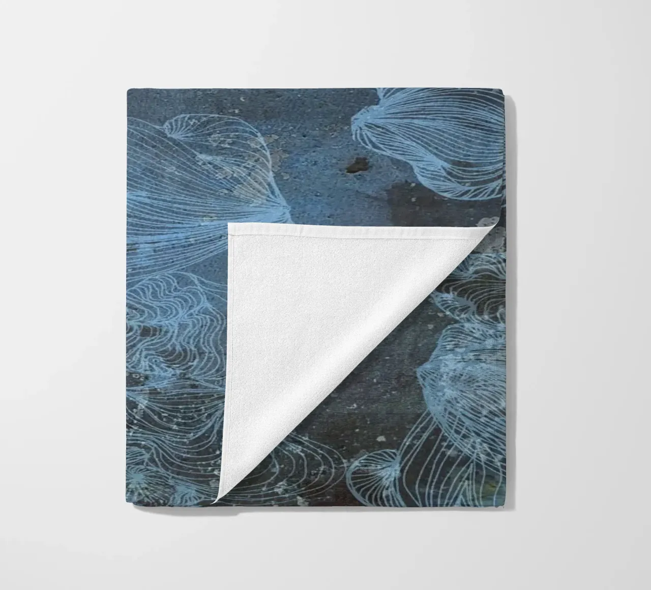 azzurro telo mare da Giulio Iurissevich