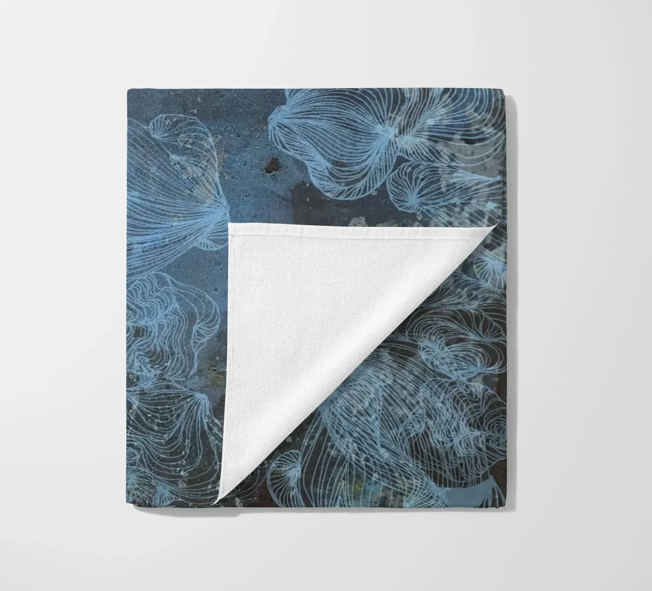 azzurro telo mare da Giulio Iurissevich