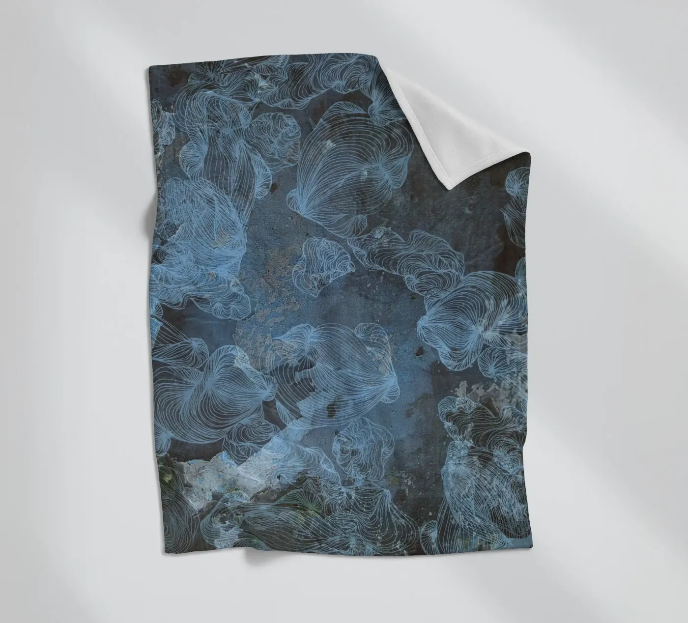 azure coperta in pile da Giulio Iurissevich