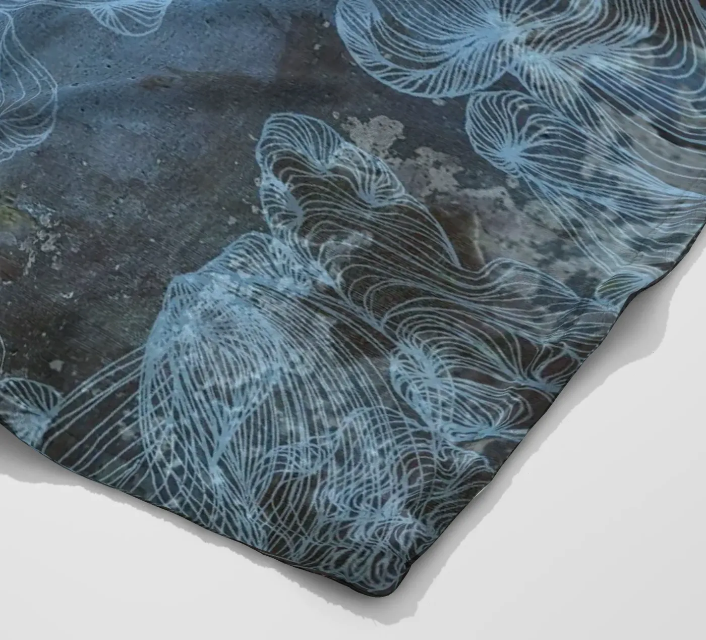 azure coperta in pile da Giulio Iurissevich