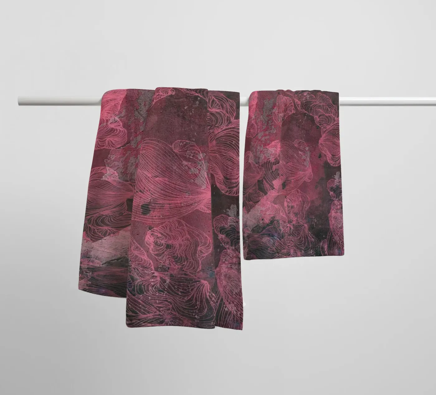 burn2 towel by Giulio Iurissevich