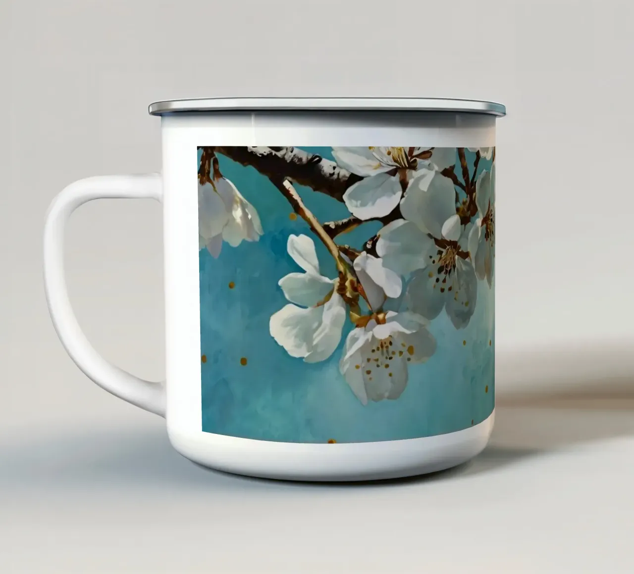 Ramo di ciliegio con fiori bianchi e foglie d'oro tazza in smalto da DesignDoodle