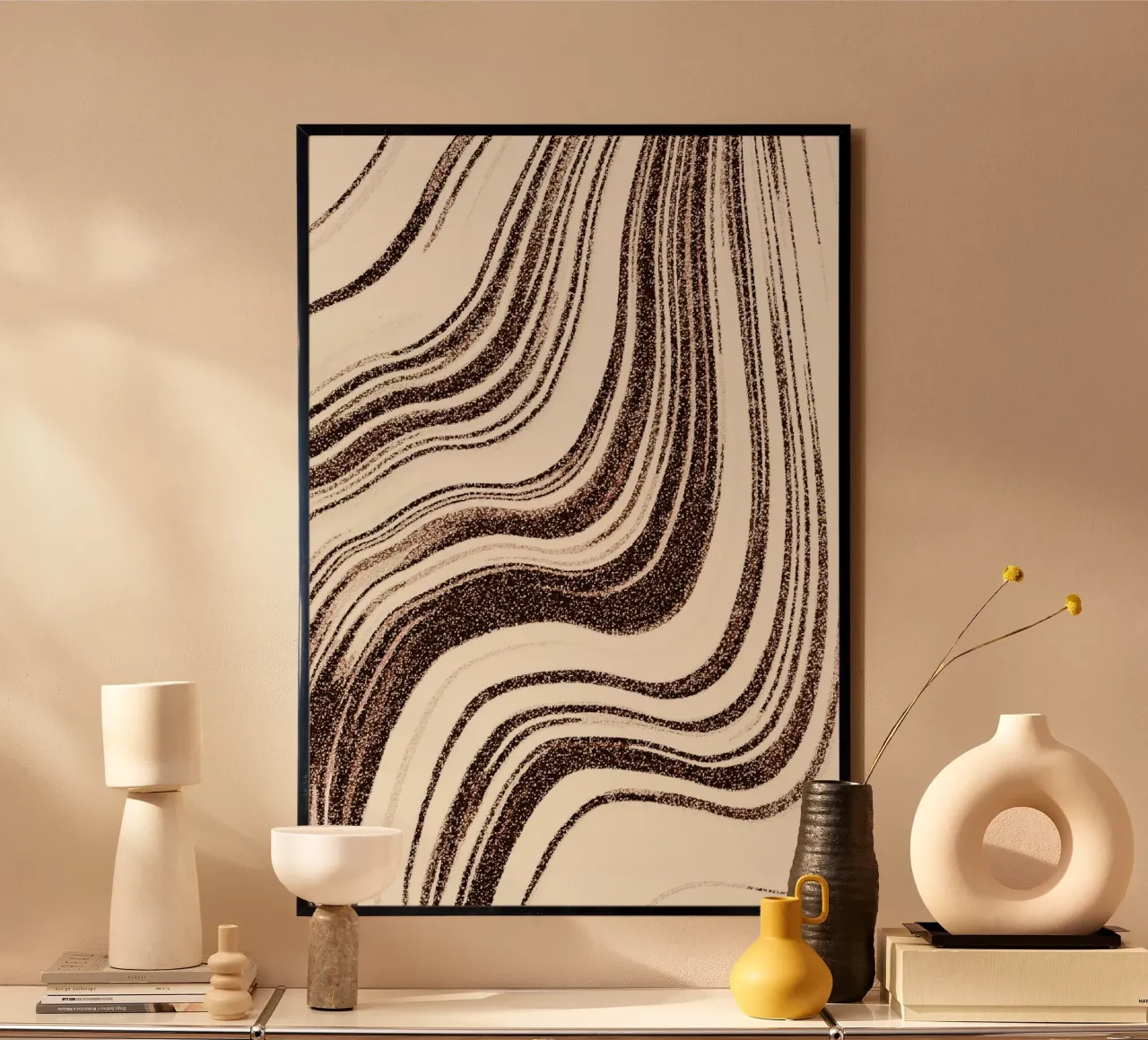 Marmo strutturato marrone e crema poster con telaio in legno da SilverPegasus