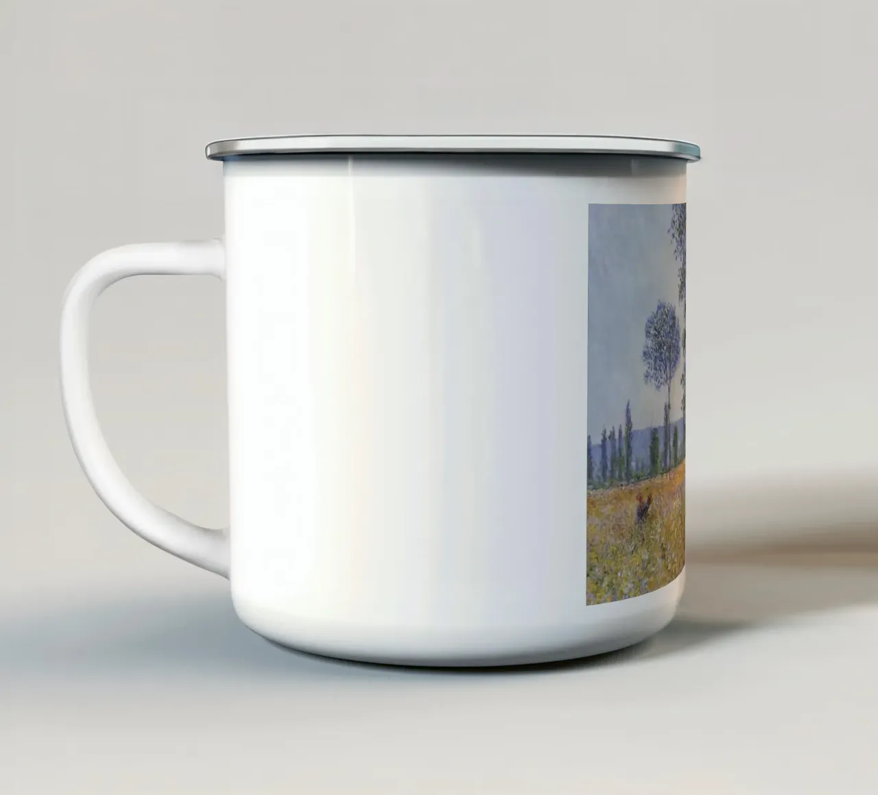una mujer en un campo de flores taza de esmalte de belong shop