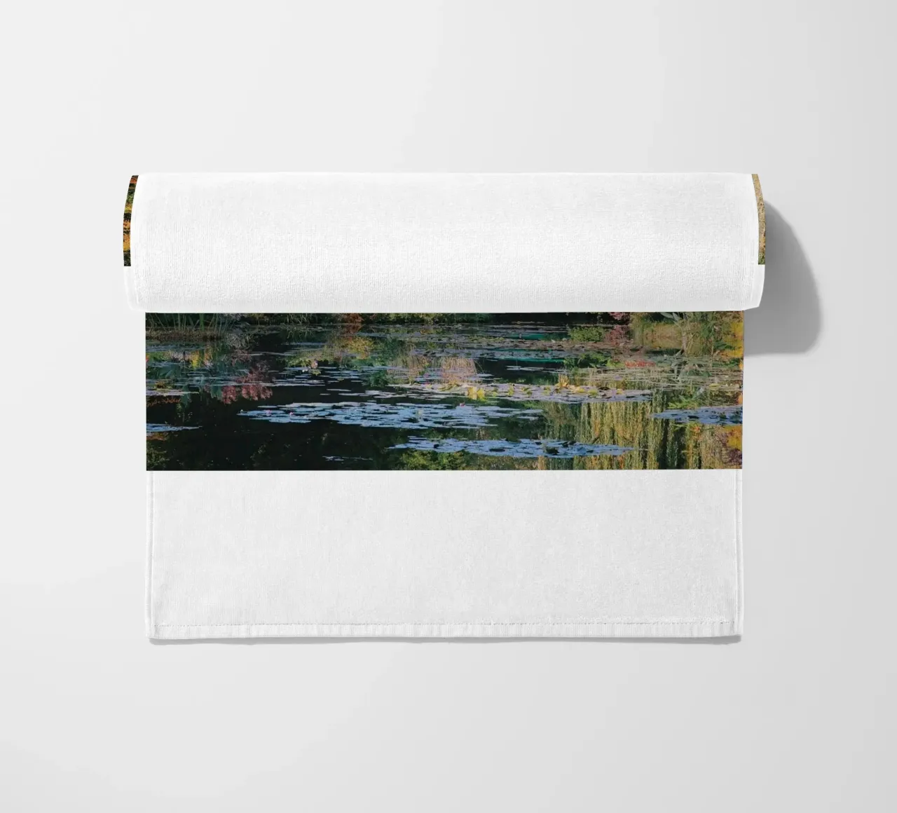 ninfee immagine speculare claude monet telo mare da belong shop