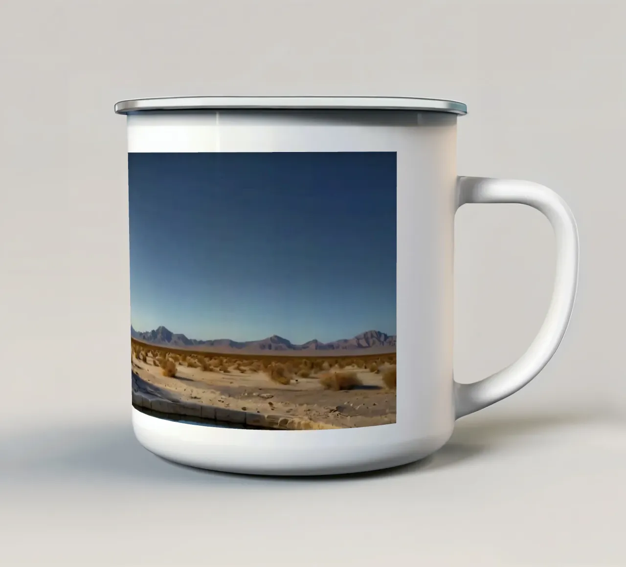 Un'oasi di tranquillità con alberi che si affacciano su un'acqua limpida tazza in smalto da DesignDoodle