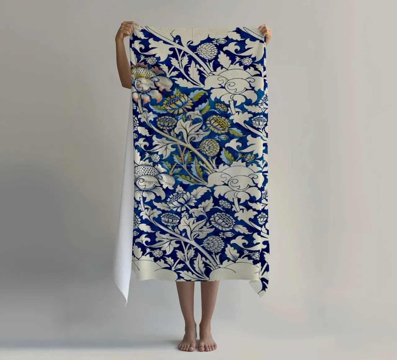 modello di foglia floreale vite william morris telo mare da komo store