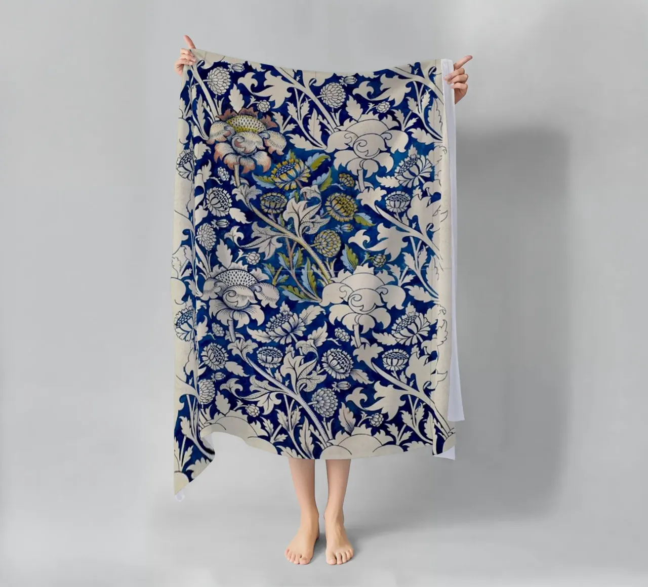 modello di foglia floreale vite william morris telo mare da komo store