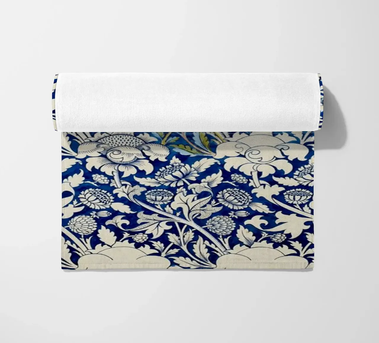modello di foglia floreale vite william morris telo mare da komo store