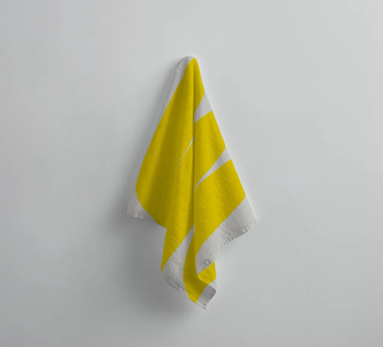 Vagues (jaune) serviette de bain de Rose Beck Art