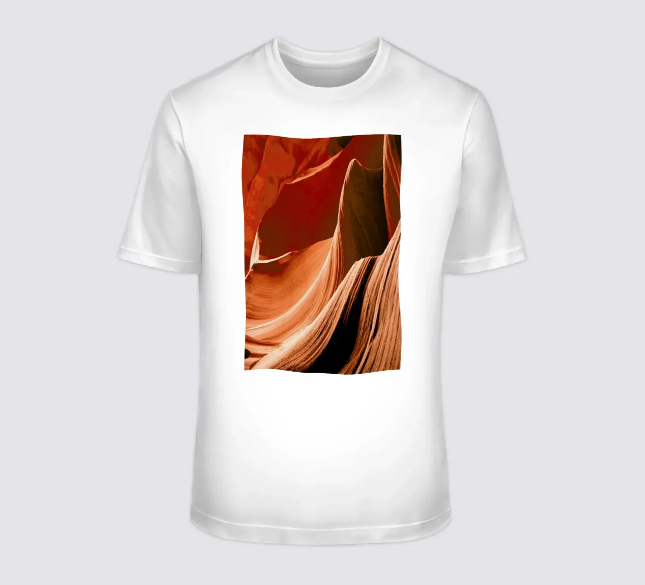 Rolling Canyon t-shirt da EyeEm Mobile GmbH