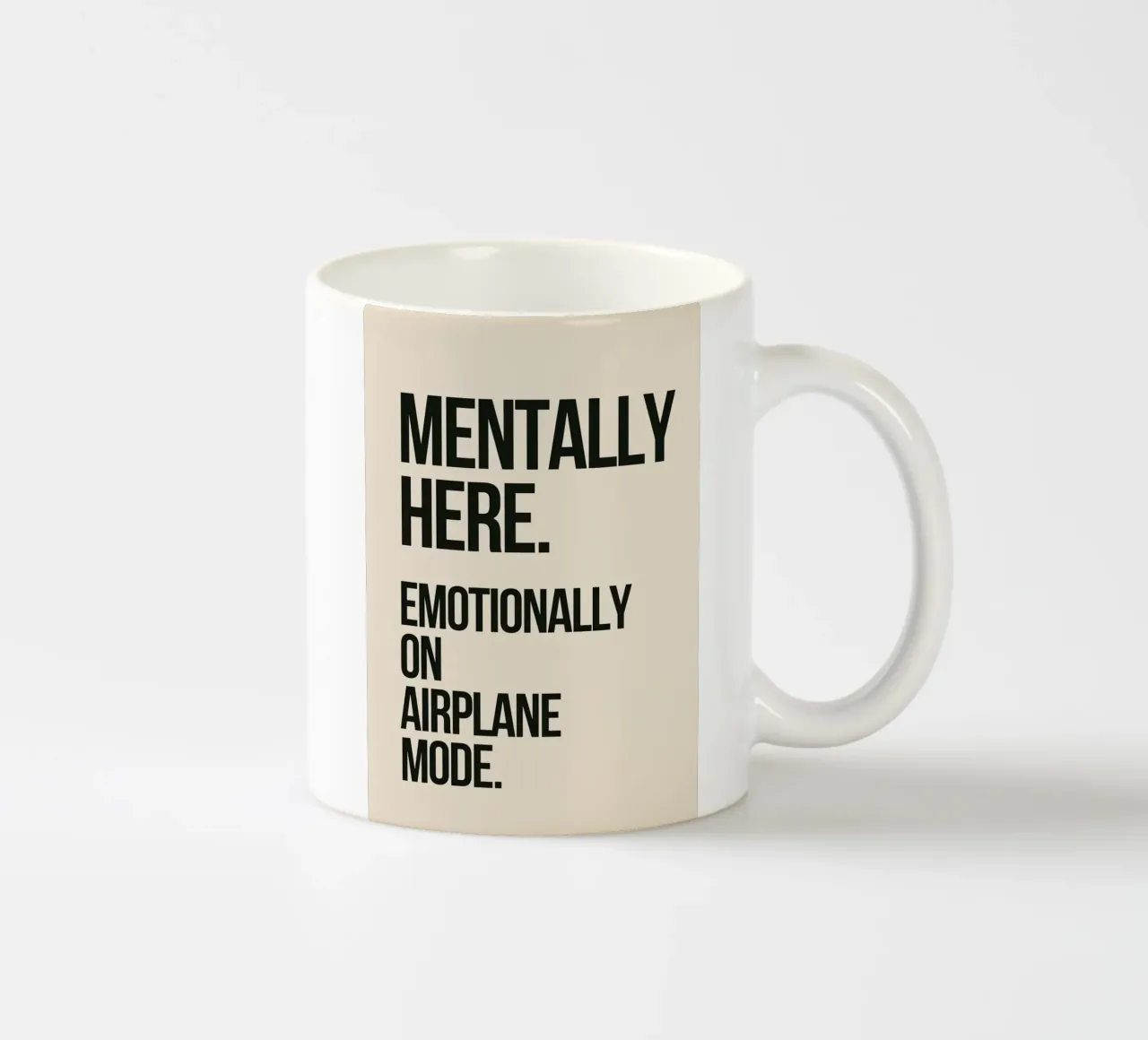 Mentally Present, Emotionally Detached tazza in ceramica da Mosaic Dialogue
