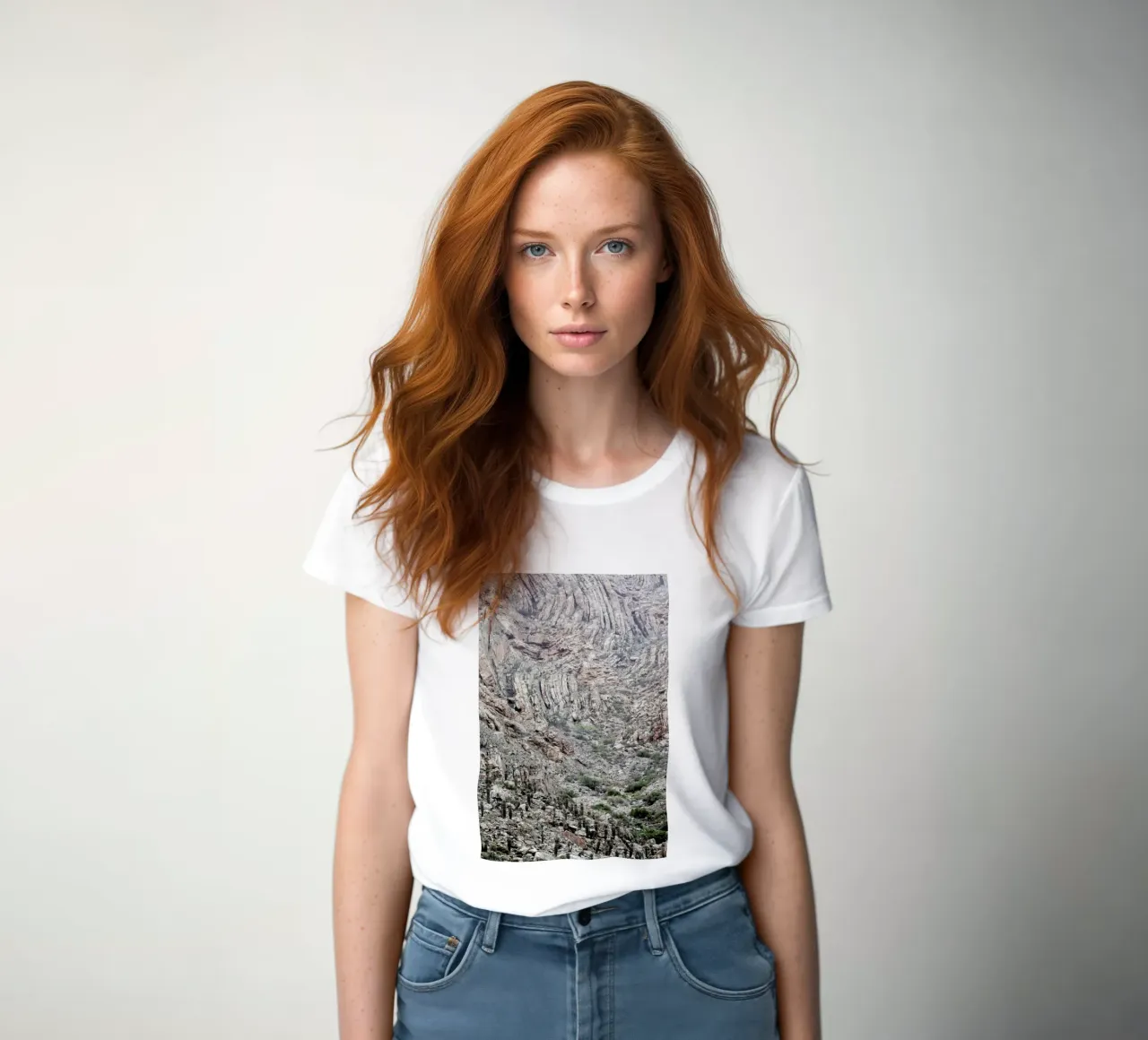 Geografik 02 Frauen T-Shirt von Shot By Clint