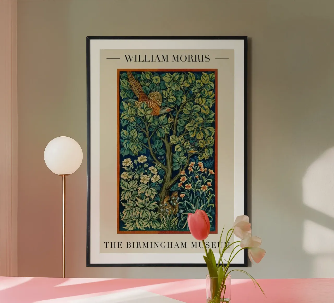 uccello appollaiato su un albero frondoso william morris poster da komo store