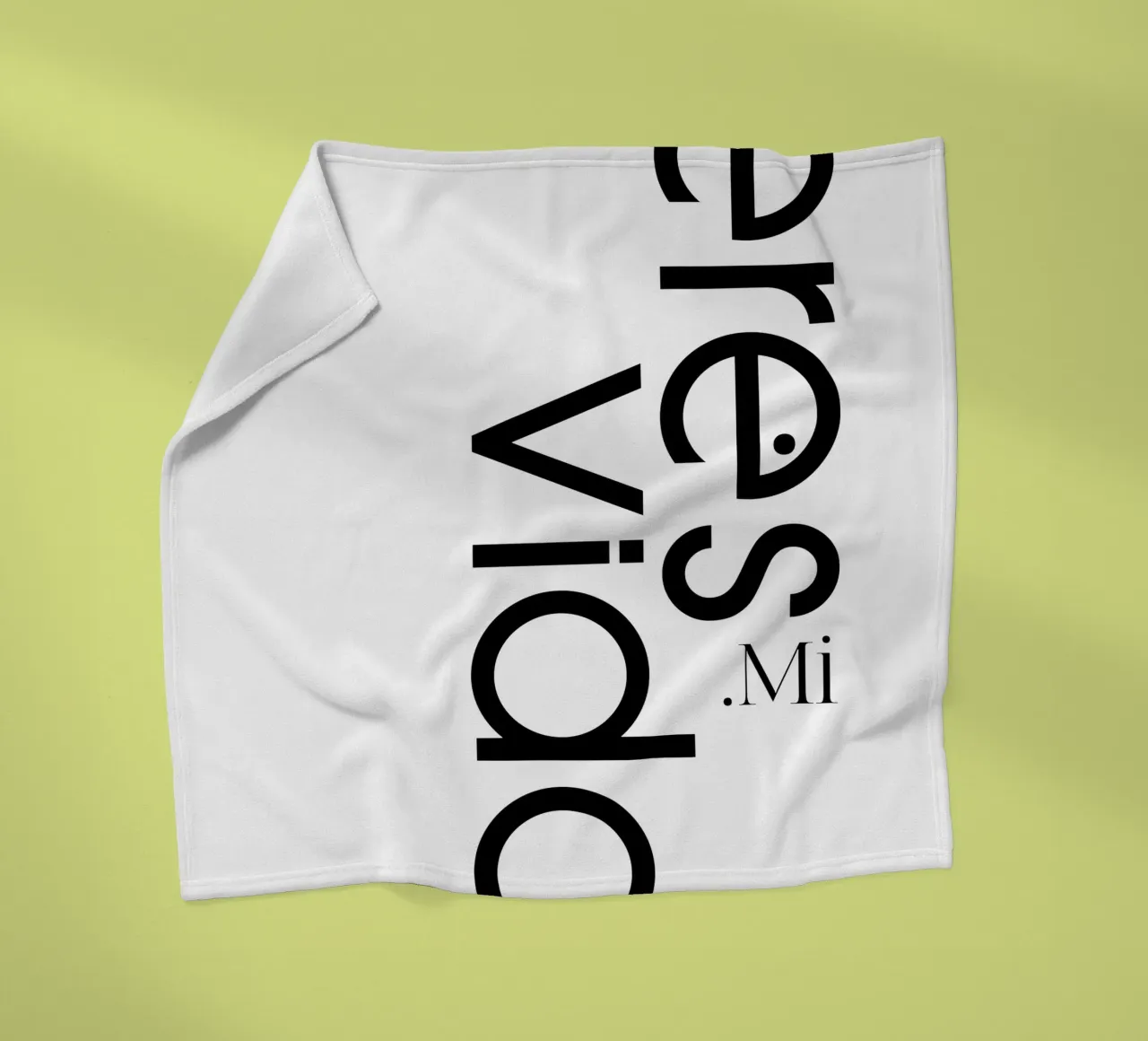 Eres Mi Vida coperta in pile da YV TYPOGRAPHY