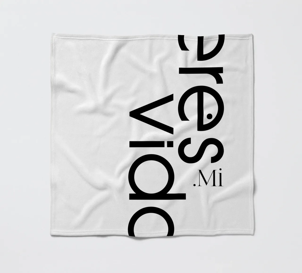 Eres Mi Vida coperta in pile da YV TYPOGRAPHY