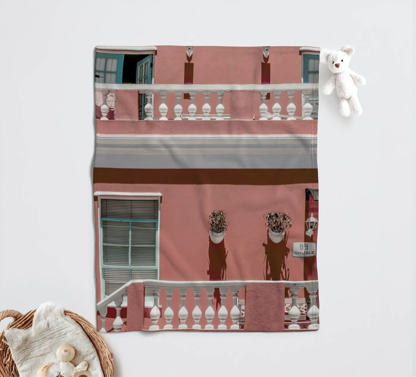 Malay Pride Fleecedecke von Shot By Clint