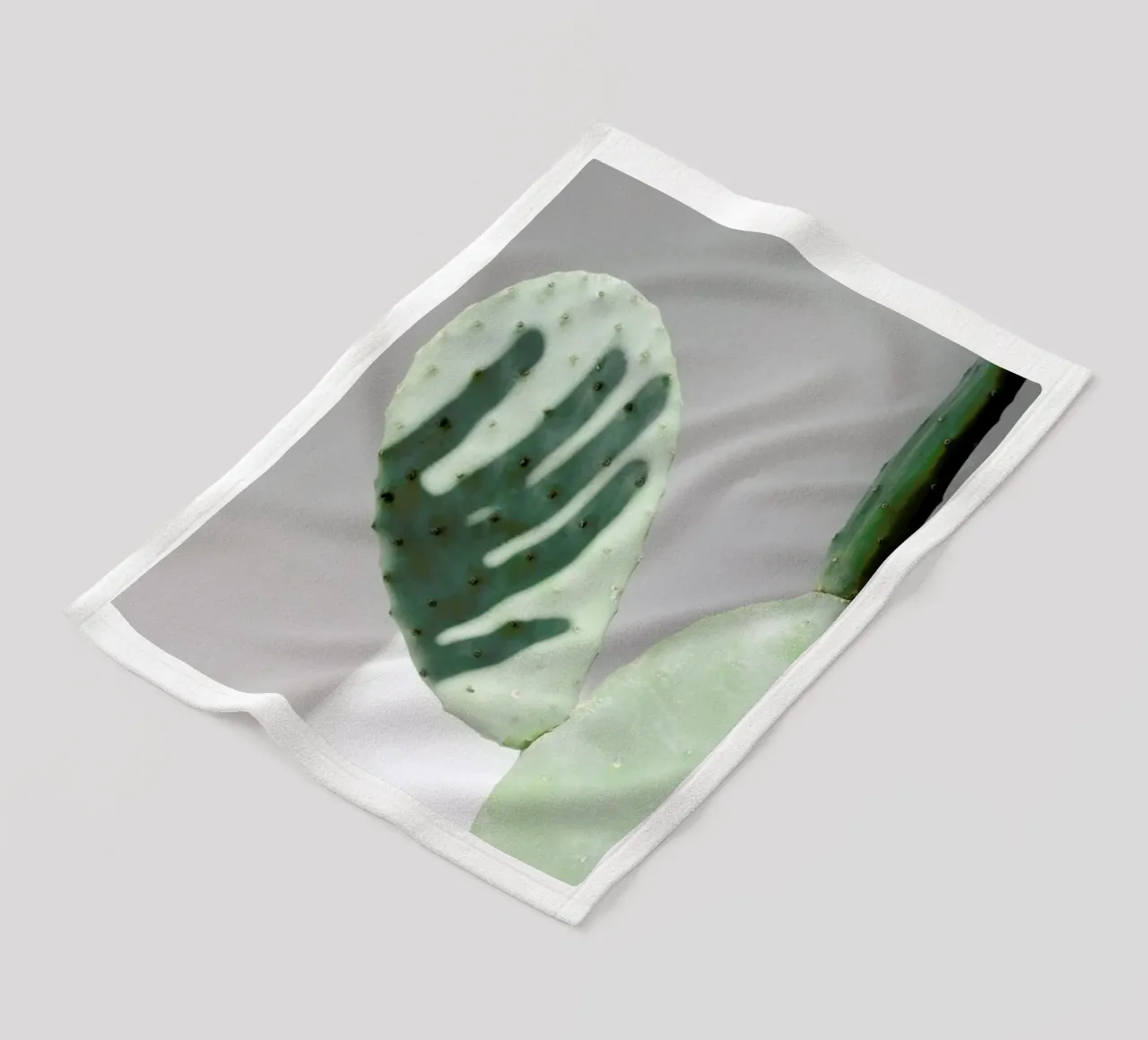 Hello Cactus Fleecedecke von George Griefy