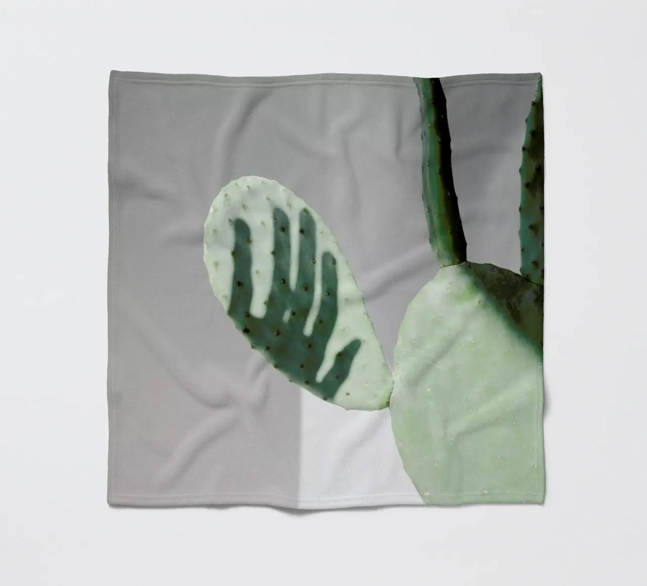 Hello Cactus Fleecedecke von George Griefy