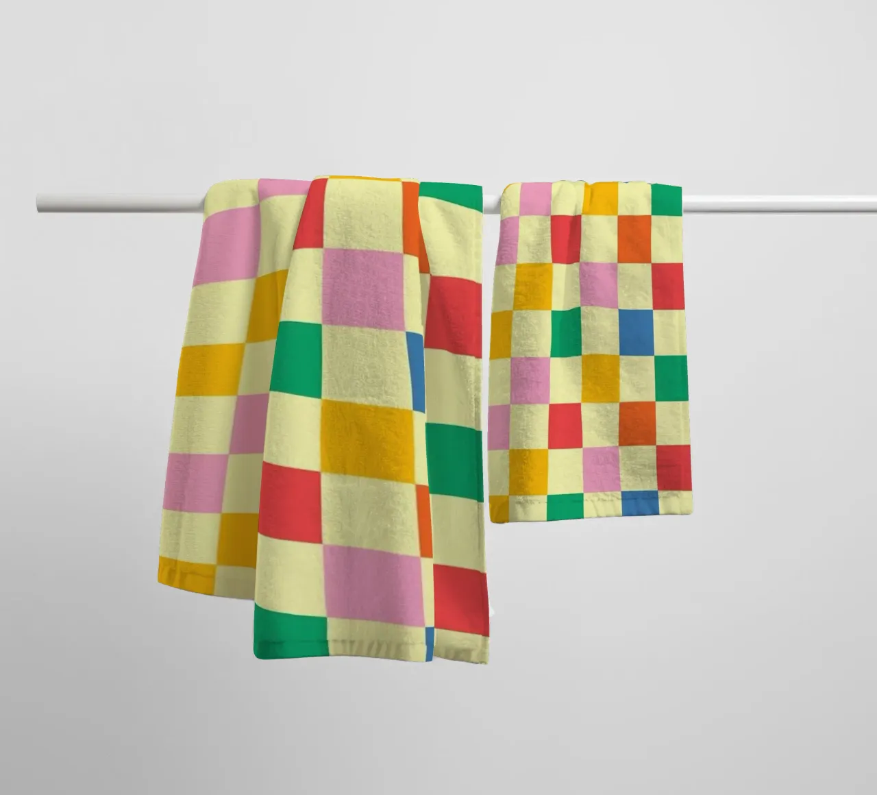 Square pixel retro colorful asciugamano da bagno da galihstudio