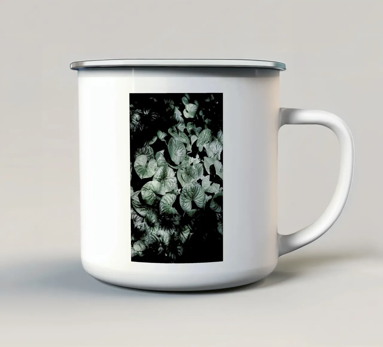 Forest Floor tazza in smalto da Shot By Clint
