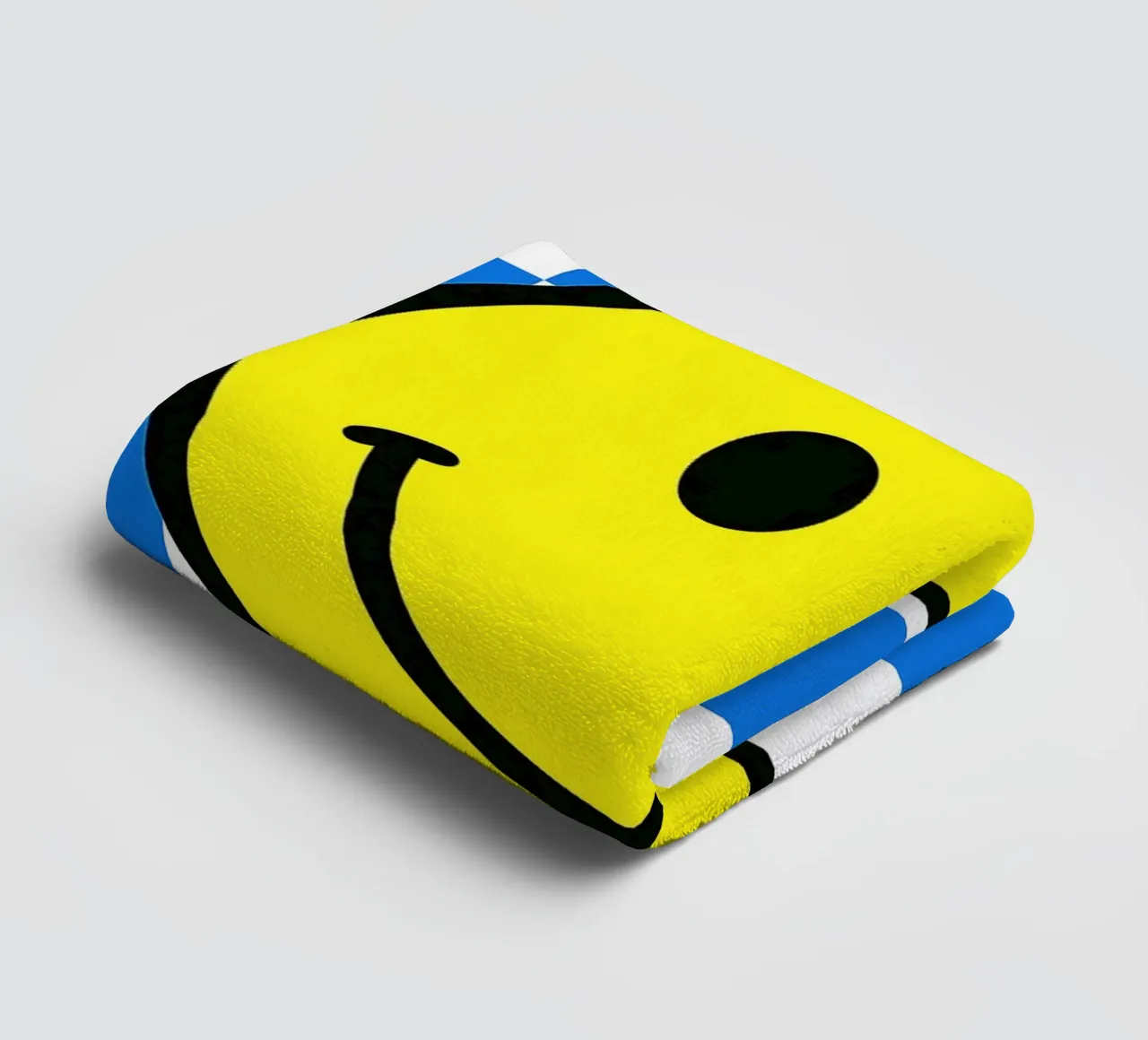 smiling face badhanddoek van PitaraS