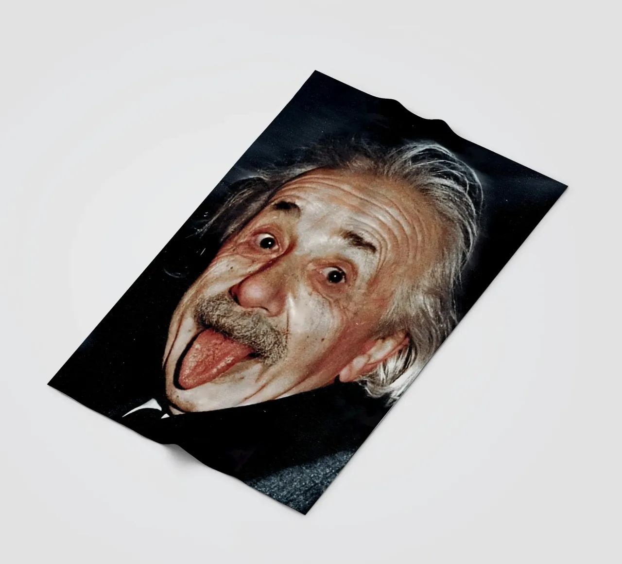 Albert Einstein coperta in pile da Low poly art