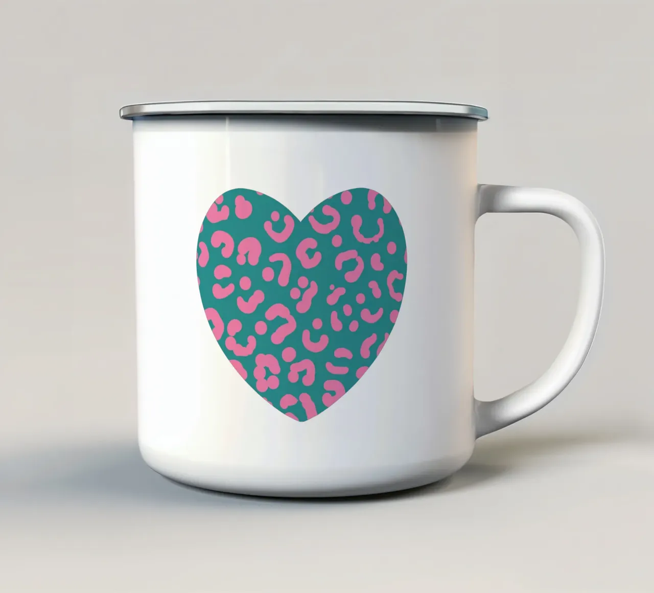Leoheart 4 tazza in smalto da Julia Reyelt