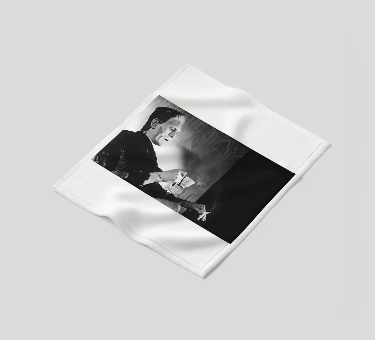 Fumo di Frankenstein coperta in pile da Black And White